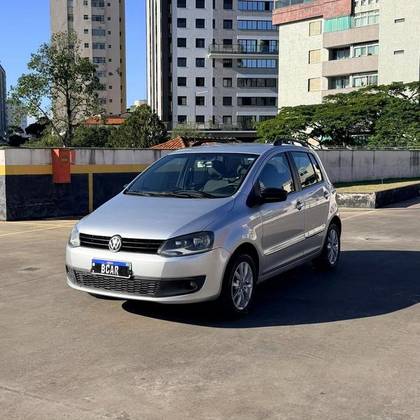 VOLKSWAGEN FOX 1.6 MI 8V FLEX 4P MANUAL VOLKSWAGEN FOX 1.6 MI 8V FLEX 4P MANUAL
